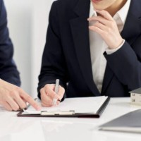 毛穴洗浄体験者の営業マン